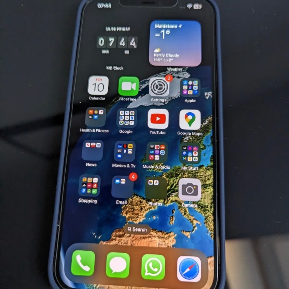 iPhone 12 Pro Max - Picture 1 of 2
